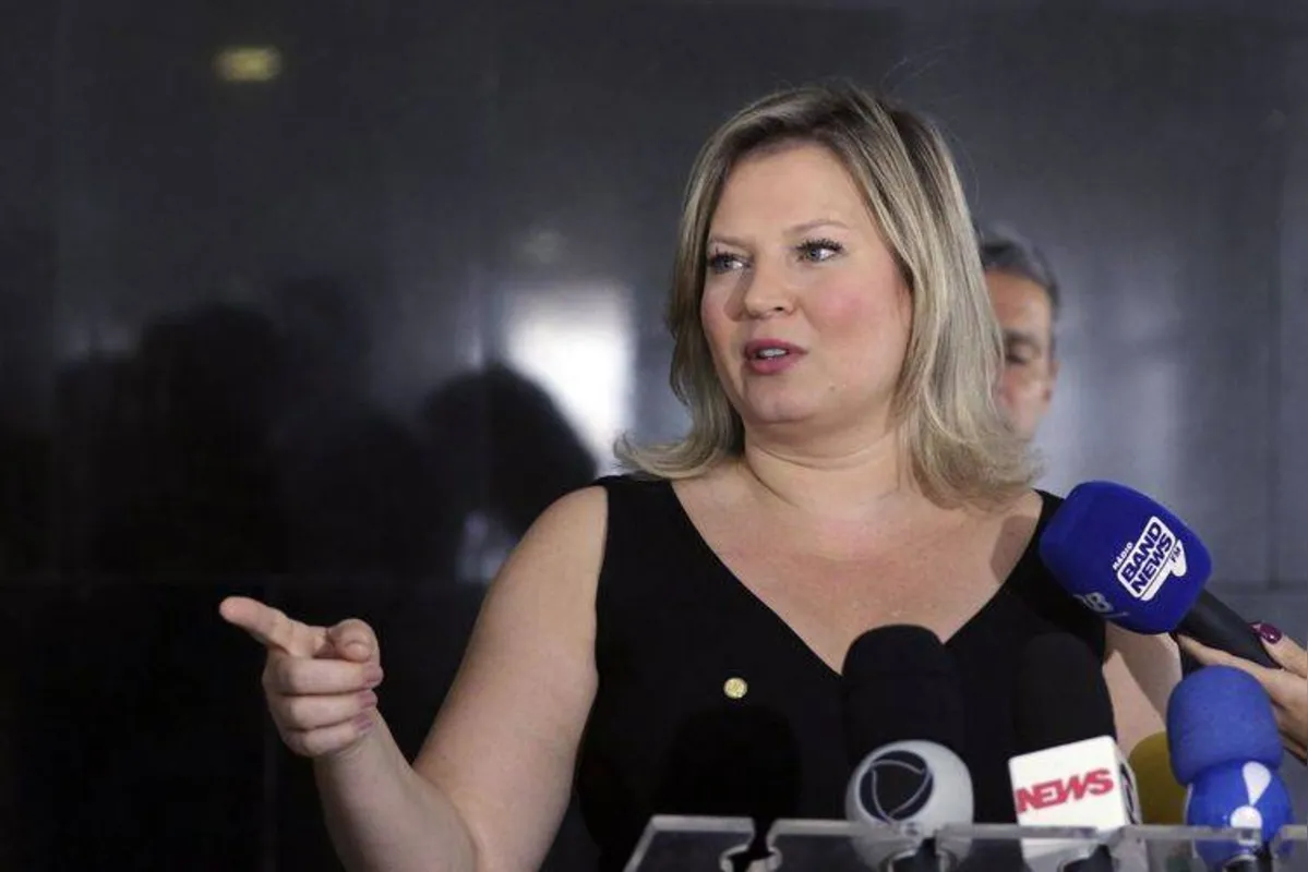 Imagem ilustrativa da imagem Reforma só será aprovada com pressão da sociedade, diz Joice