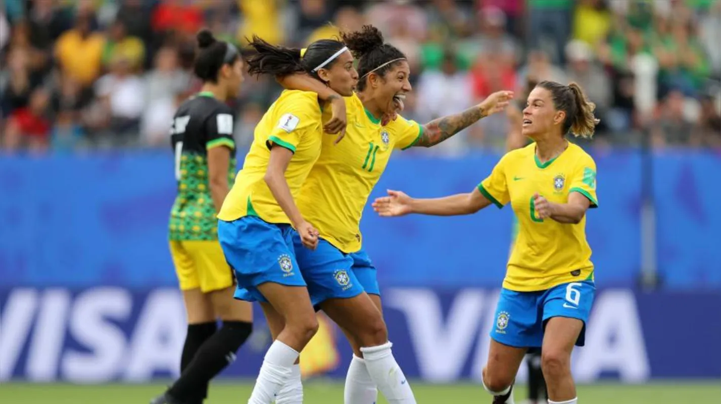 Imagem ilustrativa da imagem Brasil vence Jamaica por 3 a 0 na estreia da Copa do Mundo Feminina