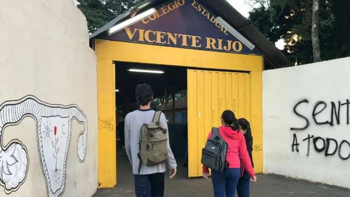 Imagem ilustrativa da imagem Reposição de aulas pode ocorrer durante férias na rede estadual