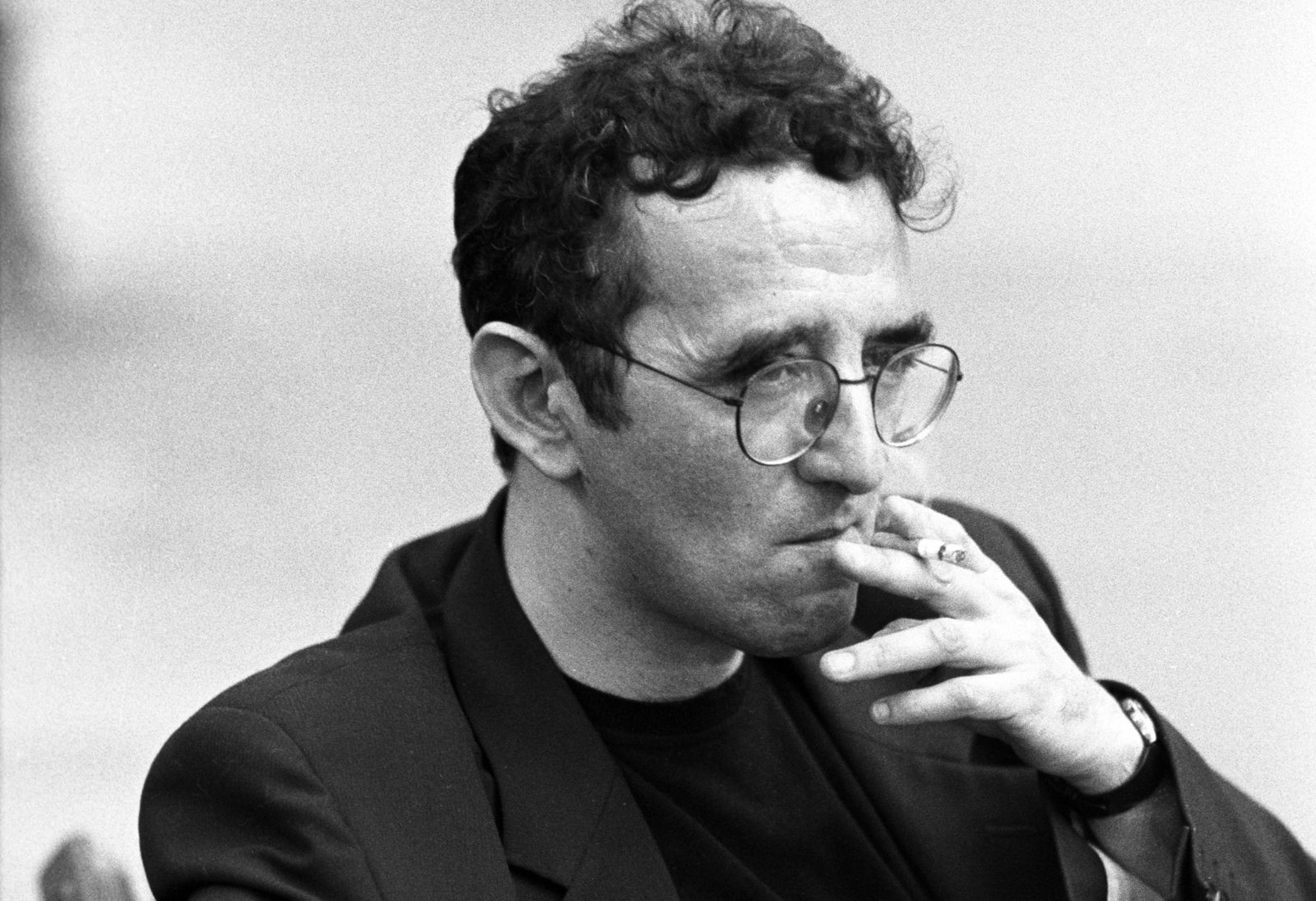 Roberto Bolaño expõe a hipocrisia dos homens das letras que utilizam a literatura como exercício de poder