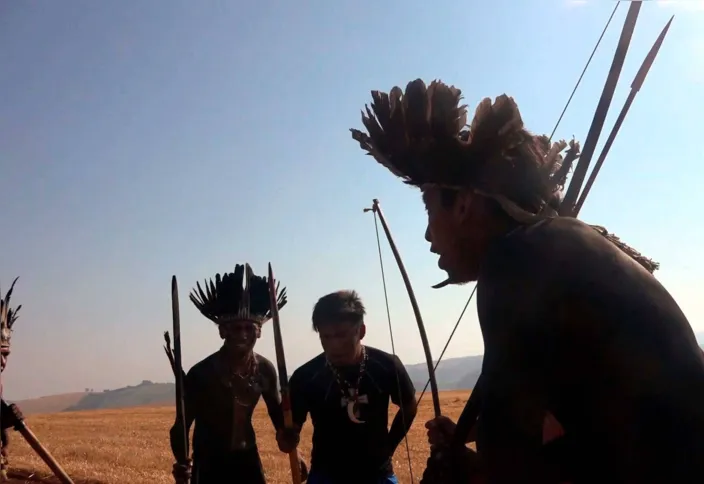 Grupo guerreiro tradicional caingangue (Acervo CMCK)