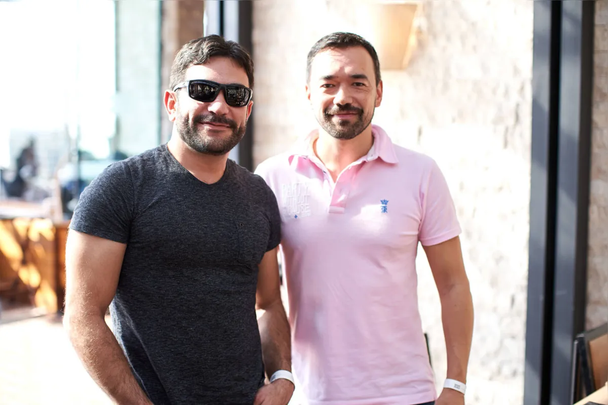 Mauricio Ribeiro e Neto Pennacchi

