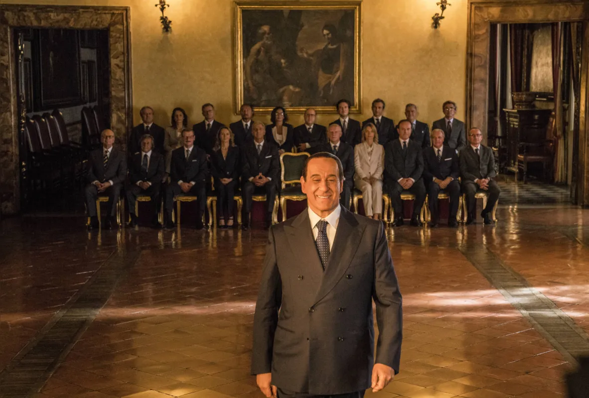 "Silvio e os Outros": filme Paolo Sorrentino é atração na segunda (19) e quarta-feira (21) no Festival  de Cinema Italiano