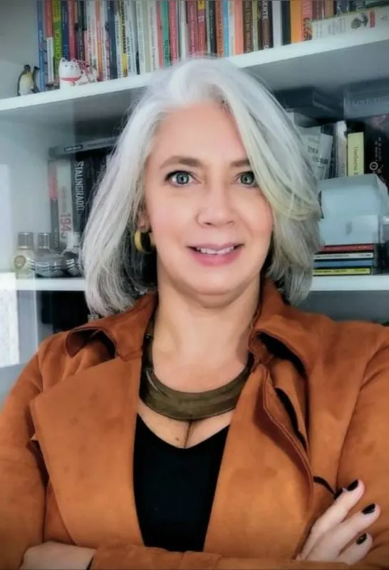 Adriana Gomes, orientadora de carreiras: "Nem sempre as escolhas estão erradas, elas deixam de  fazer sentido em algum momento na vida"