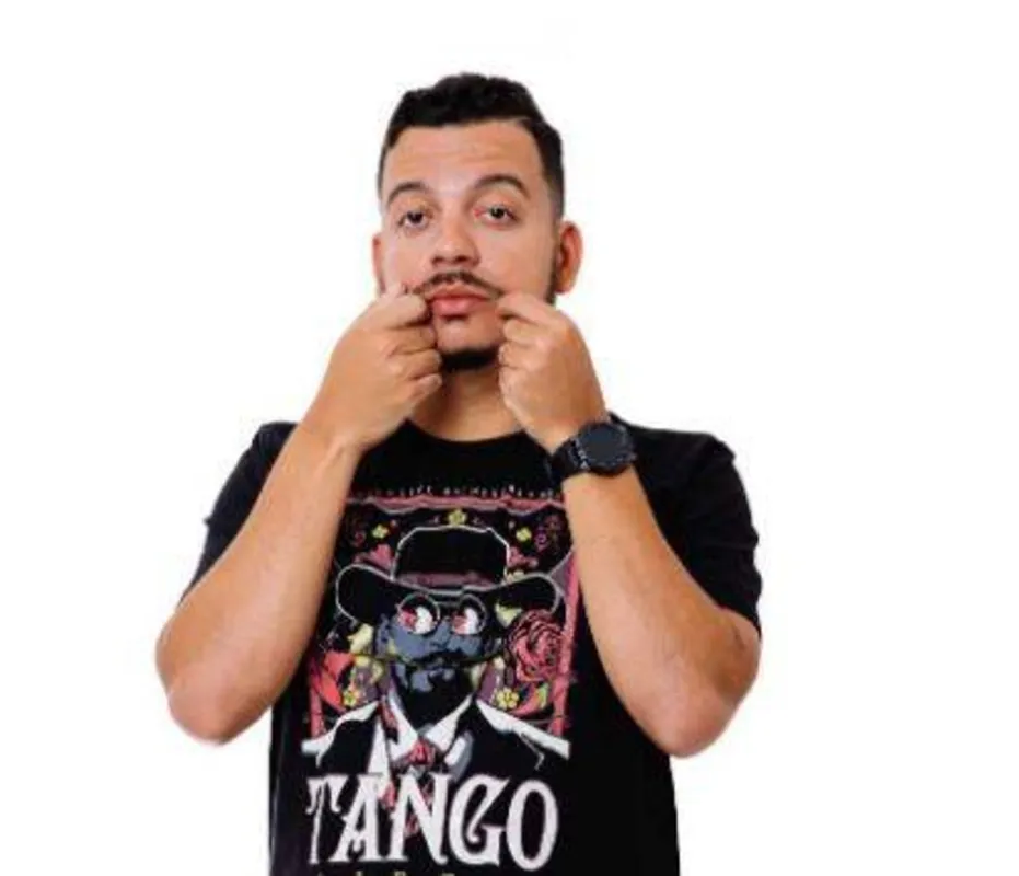 Comediante já se apresentou em várias cidades do Brasil e do mundo