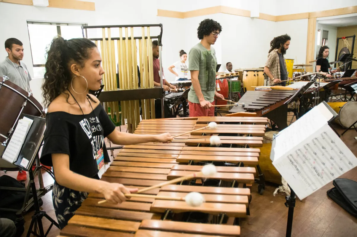 A apresentação reunirá mais de 20 instrumentistas e inclui obras de  Oscar Lorenzo de Fernandes, Villa-Lobos e Ney Rosauro