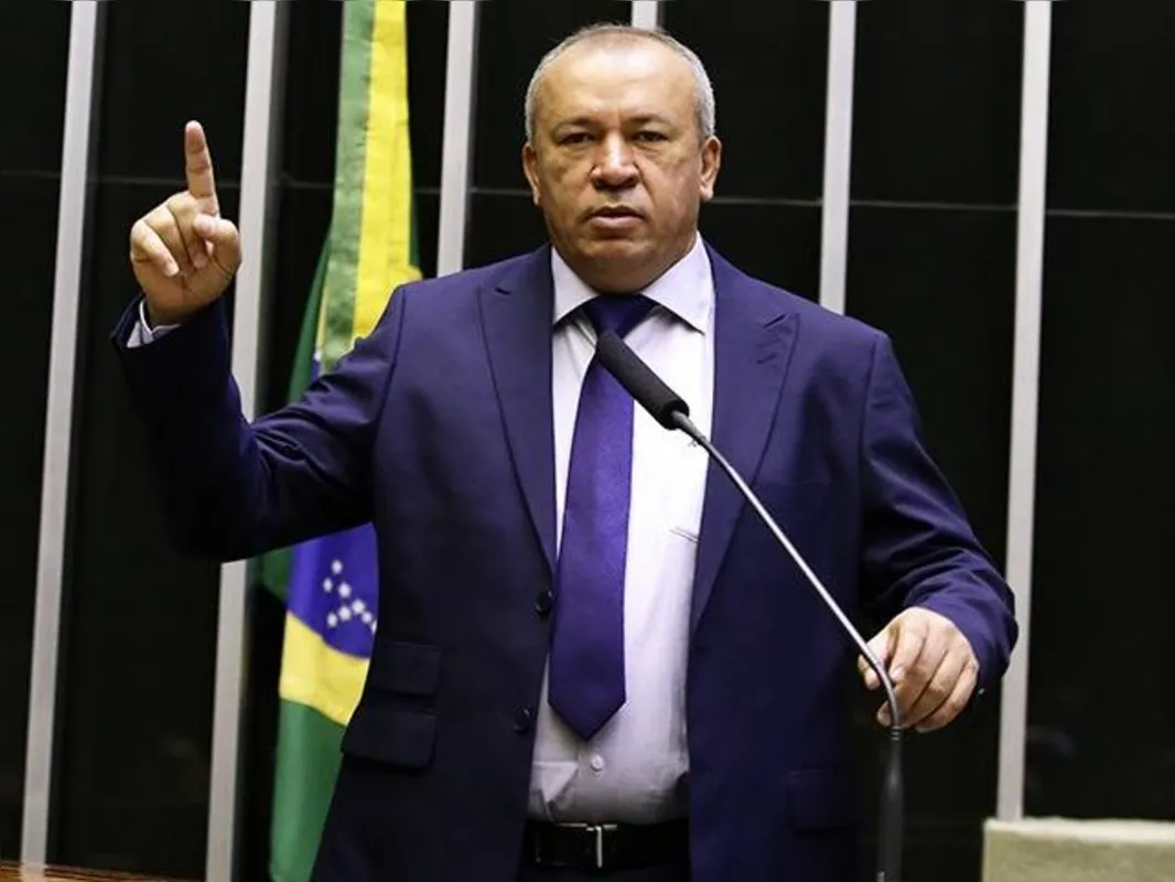 Imagem ilustrativa da imagem Conheça o Paulo Guedes que votou contra a reforma da Previdência