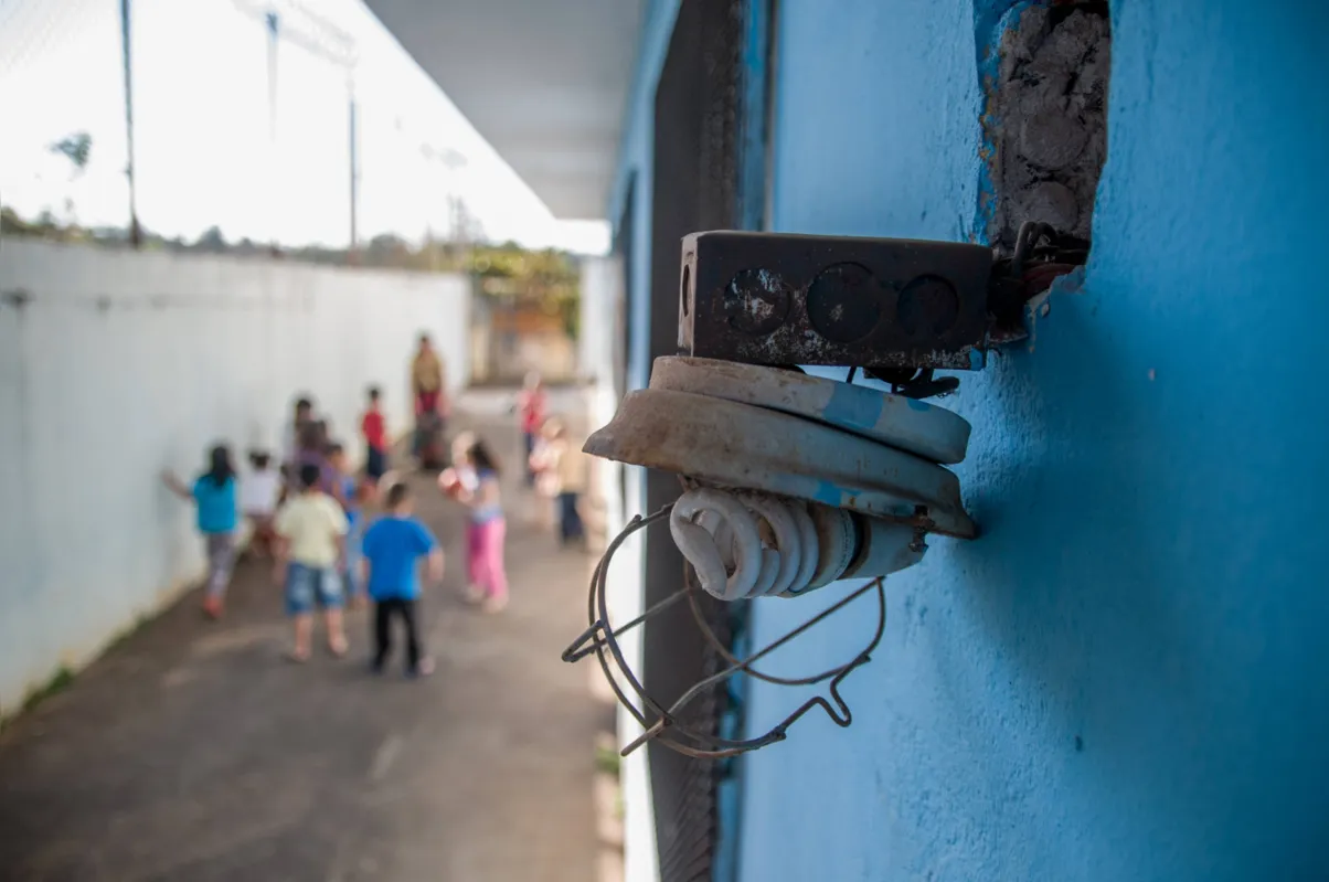 Centro de educação filantrópico do jardim Santa Fé teve toda a fiação levada e para-raio quebrado