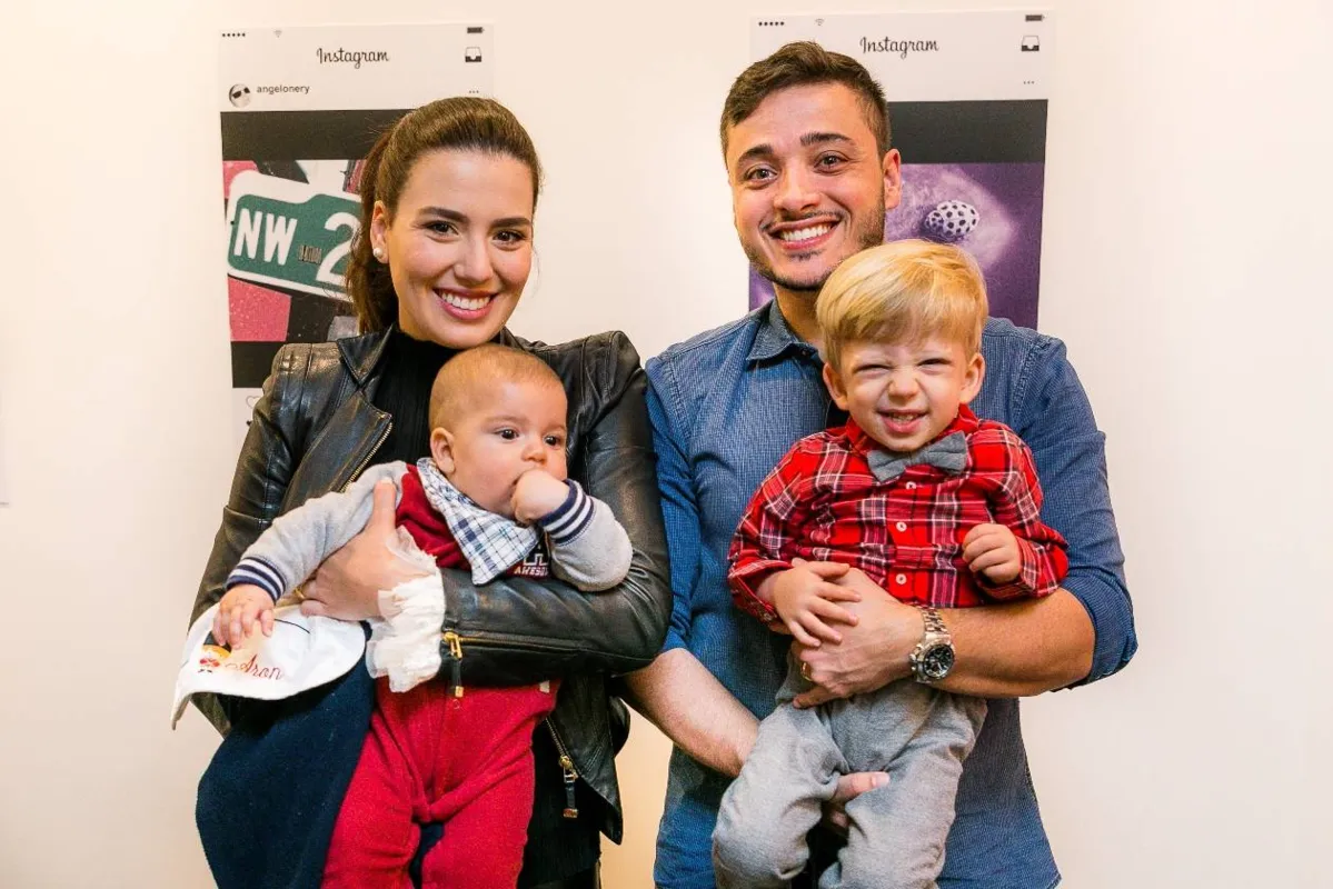 Nabila Raquel Dourado e Filipi Dourado com os filhos
