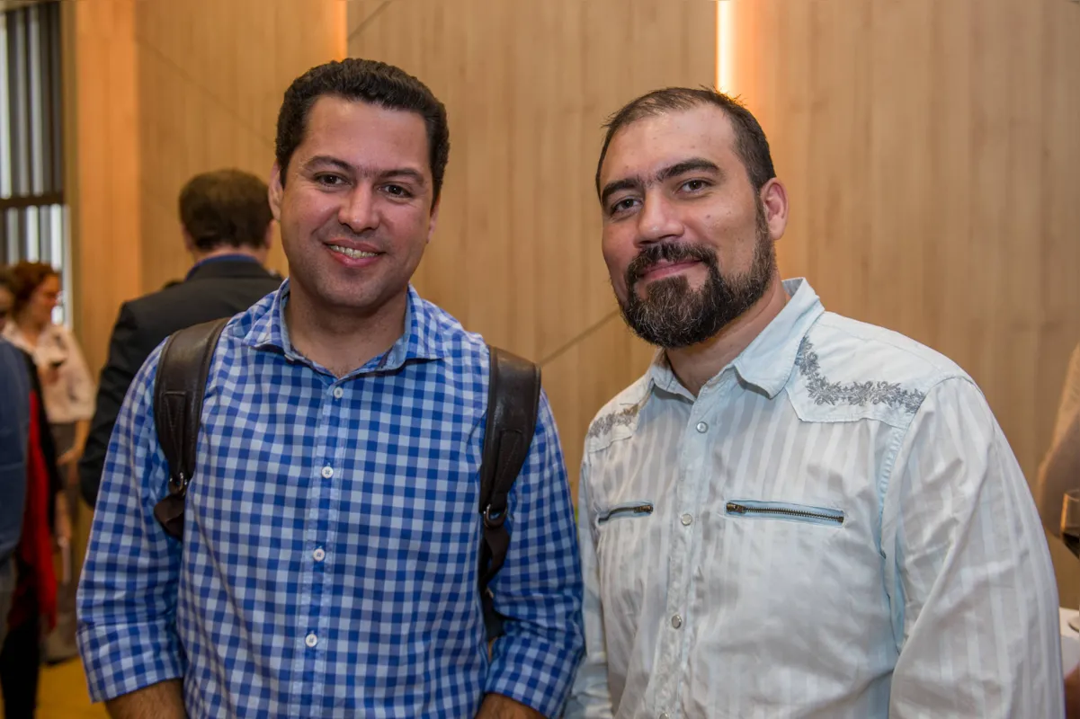 Eduardo Frezarin e Helton Azevedo