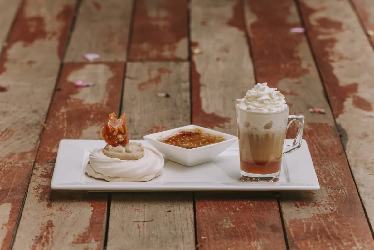 Para o Fest Café, Crème Brulée de Café, Latte Caramelo Salé e Pavlova