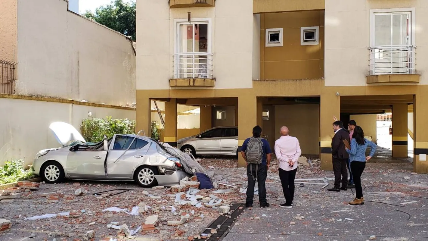 Explosão ocorreu em apartamento no bairro Água Verde deixou um morto e três feridos