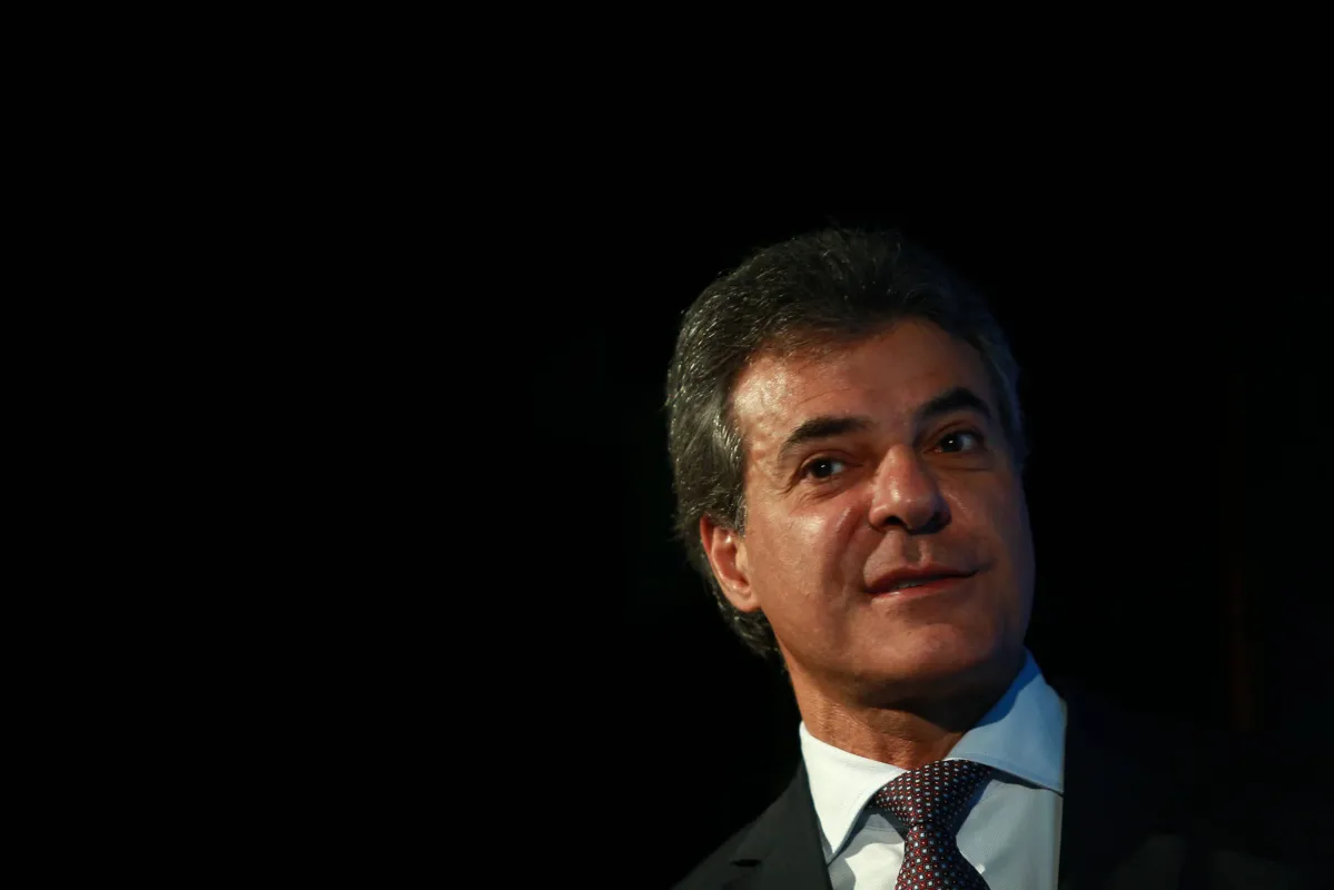 O ex-governador responde pelos crimes de corrupção passiva e fraude à licitação na Operação Rádio Patrulha 