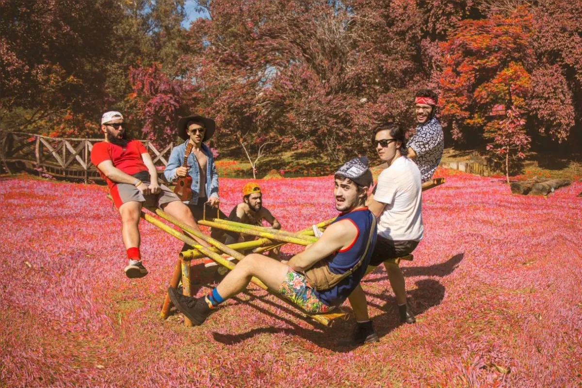 Banda Aminoácido se apresenta pela primeira vez no MARL