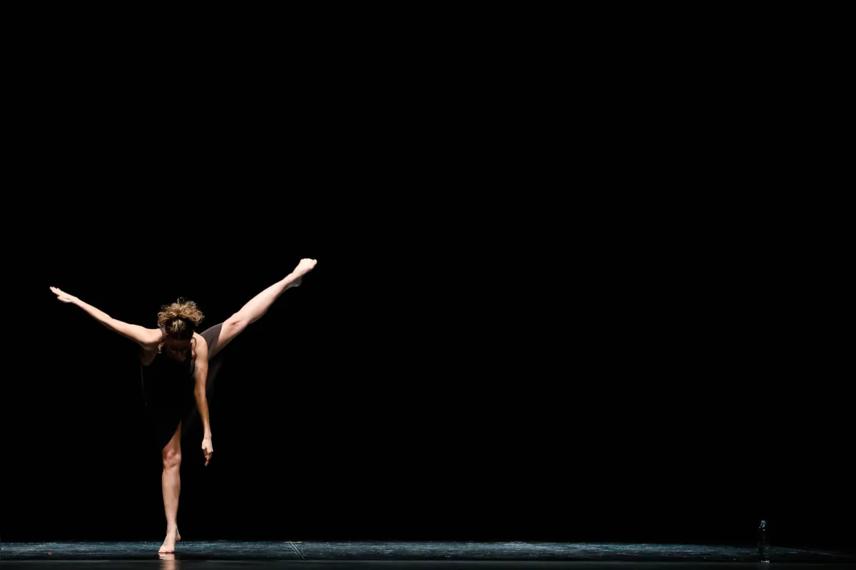 Mulher Sem Fim, com Andréia Nhur, um dos espetáculos selecionados para o Festival de Dança em 2018