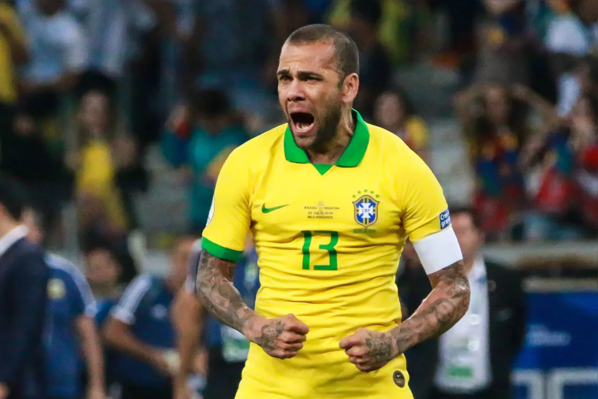 Imagem ilustrativa da imagem Final da Copa América contrapõe histórias de superação