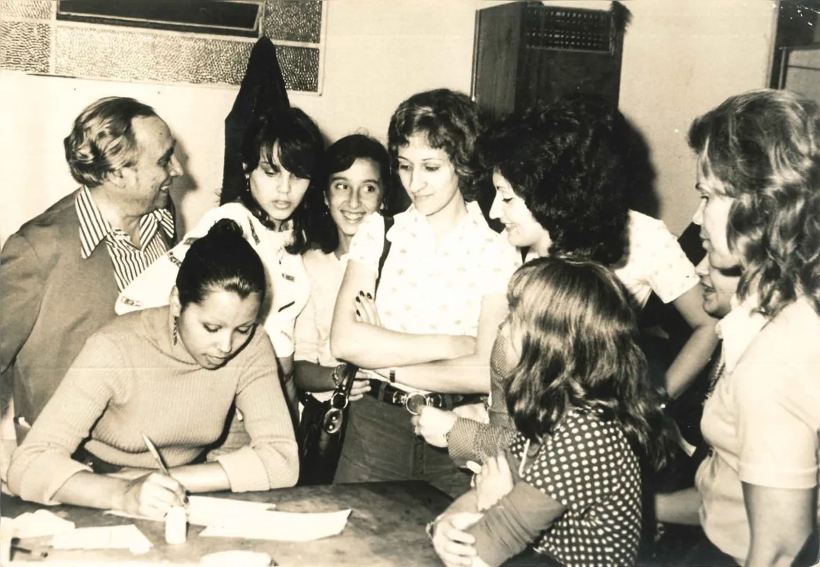 A seção Visita à FOLHA era muito prestigiada e concorrida. Nesse dia foi atendido um grupo de estudantes e seus professores