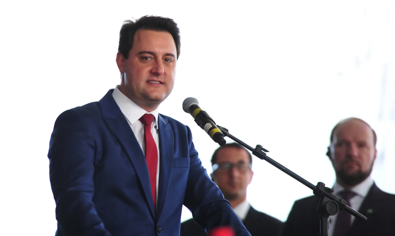 Ratinho Junior durante discurso de posse, em janeiro: para diferentes setores da economia, ainda é preciso ter paciência com o governo
