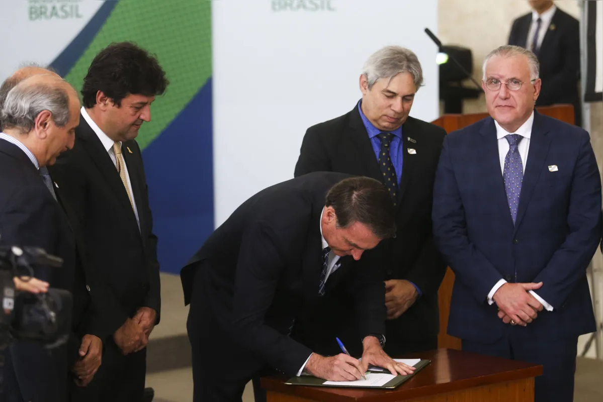 Imagem ilustrativa da imagem Governo lança Médicos pelo Brasil em substituição ao Mais Médicos