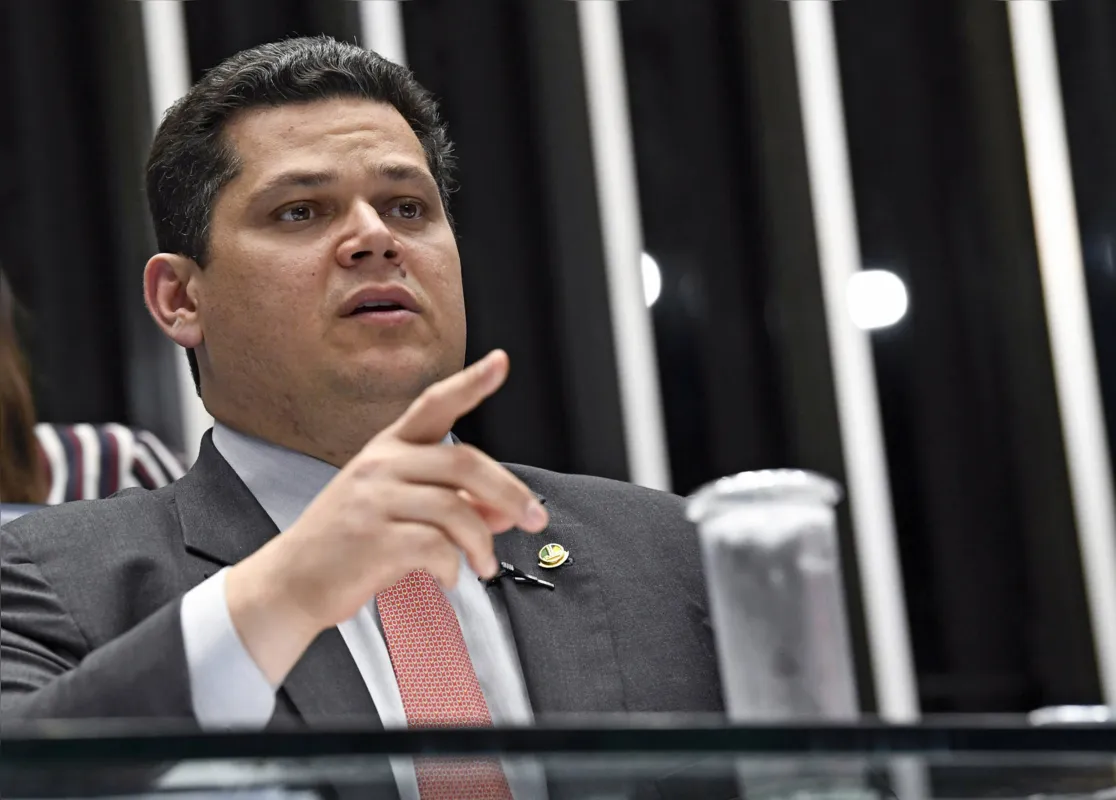 Davi Alcolumbre não confirmou se as propostas do pacto federativo serão votadas antes da reforma da Previdência