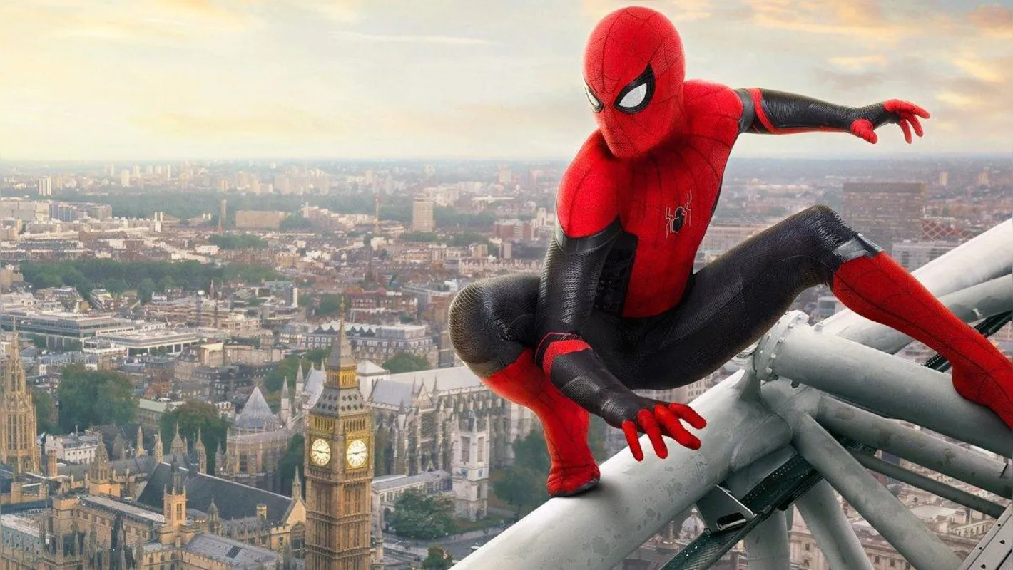 Na nova aventura, Homem-Aranha viaja para encontrar a namorada, mas nada sai como planejado