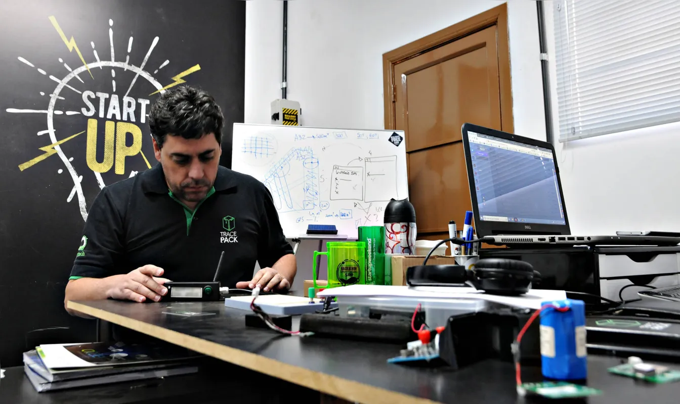 Gustavo Leme, sócio da Tracepack: startup desenvolveu dispositivo que permite extrair e transmitir dados de máquinas do campo