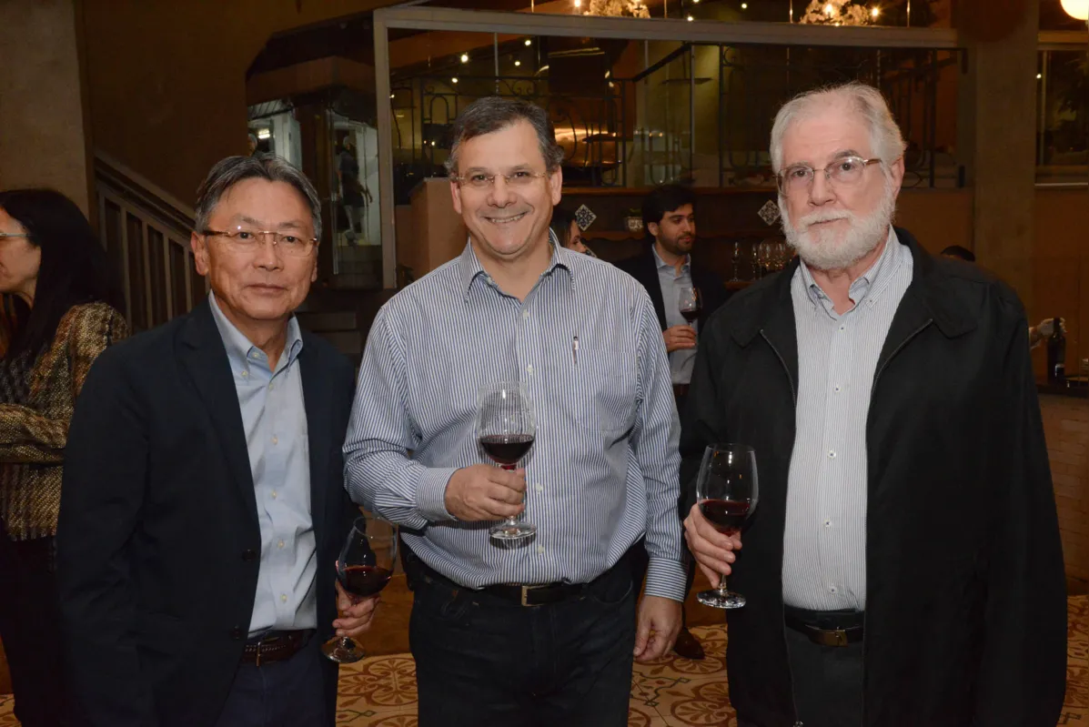  Os doutores Hamilton Matushita, Jorge W. Bizzi e Benedicto Oscar Colli