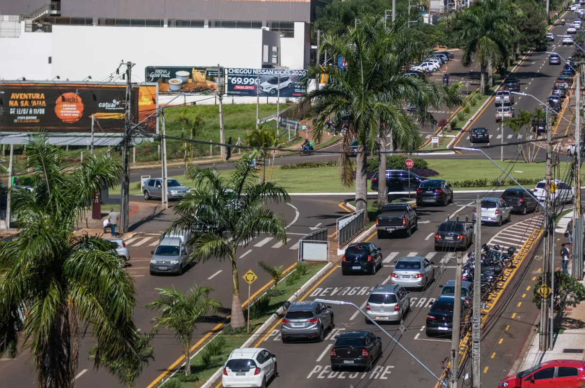 Imagem ilustrativa da imagem Londrina: Ippul estuda fim de ciclovia para desafogar tráfego na Avenida Ayrton Senna