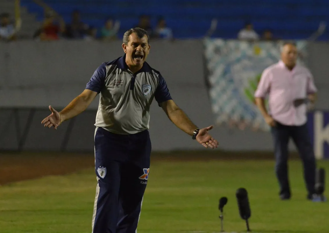Tencati retorna ao comando do Londrina 