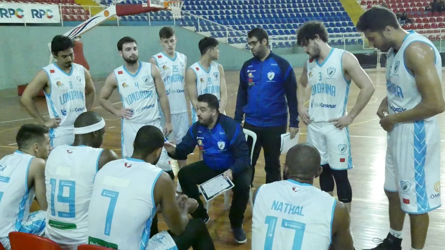 Imagem ilustrativa da imagem Londrina estreia com vitória no Paranaense de basquete