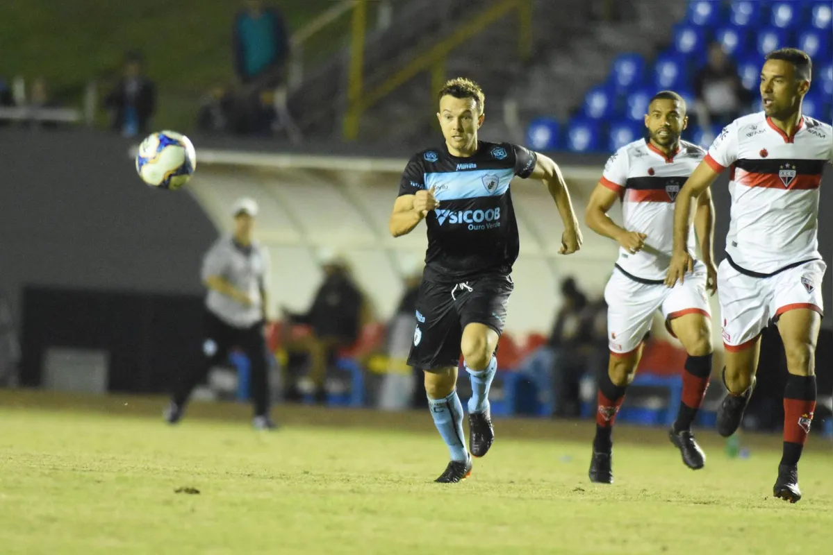 Dagoberto foi expulso nos minutos finais da partida no estádio do Café