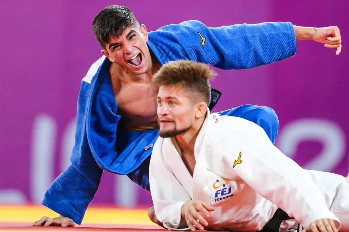 A medalha dourada conquistada por Renan Torres foi contra o equatoriano Lenin Preciado