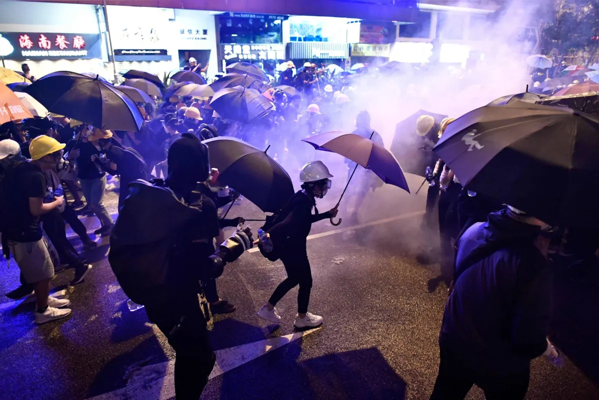Imagem ilustrativa da imagem Milhares participam de mais um protesto em Hong Kong