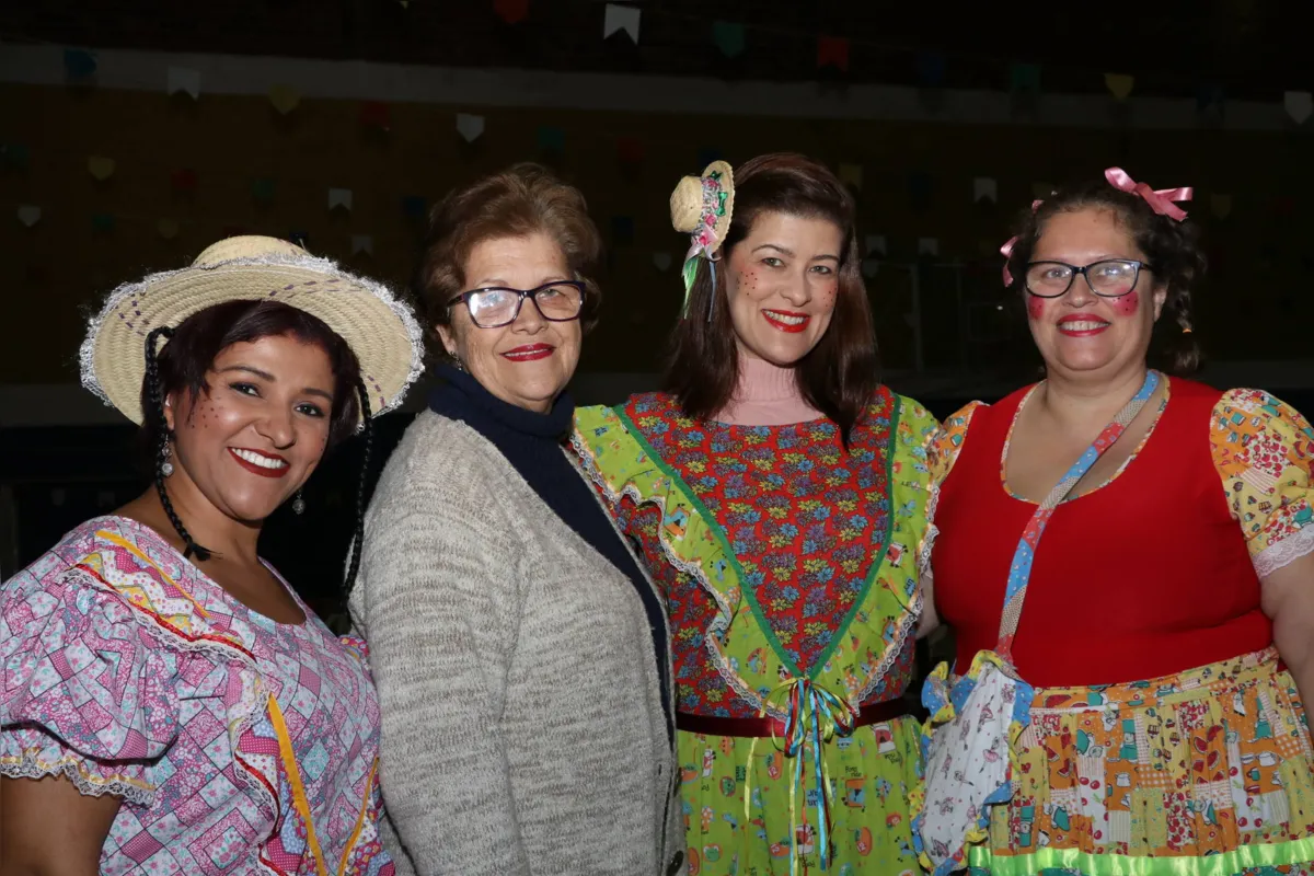 Mônica Bala, Carmen Feris, Patricia Ribeiro (a anfitriã) e Márcia Francisco