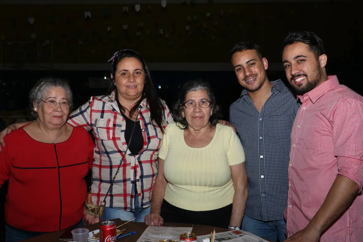 Marineusa Gonçalves Xavier, Maruza Silva, Laura Gomes dos Santos e Matheus Santana 