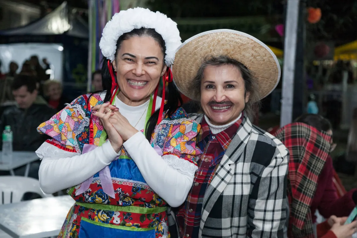 Maria Luiza Pires Feliciano e Maria Alice Califani