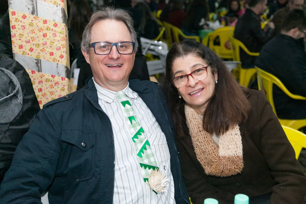 Eduardo Mondek e Sueli Moreira Mondek