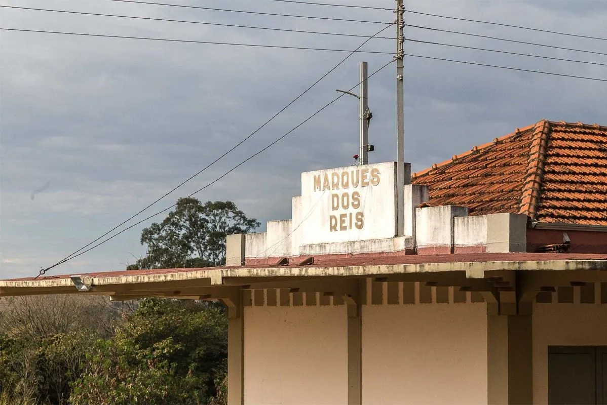 Imagem ilustrativa da imagem Os Caminhos de Ferro