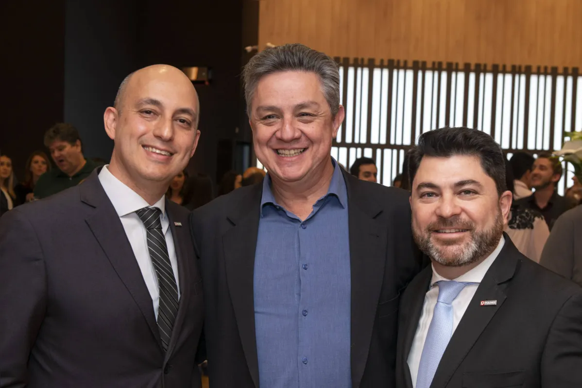 Julio Oliveira,  Brazil Versoza e Olavo Batista