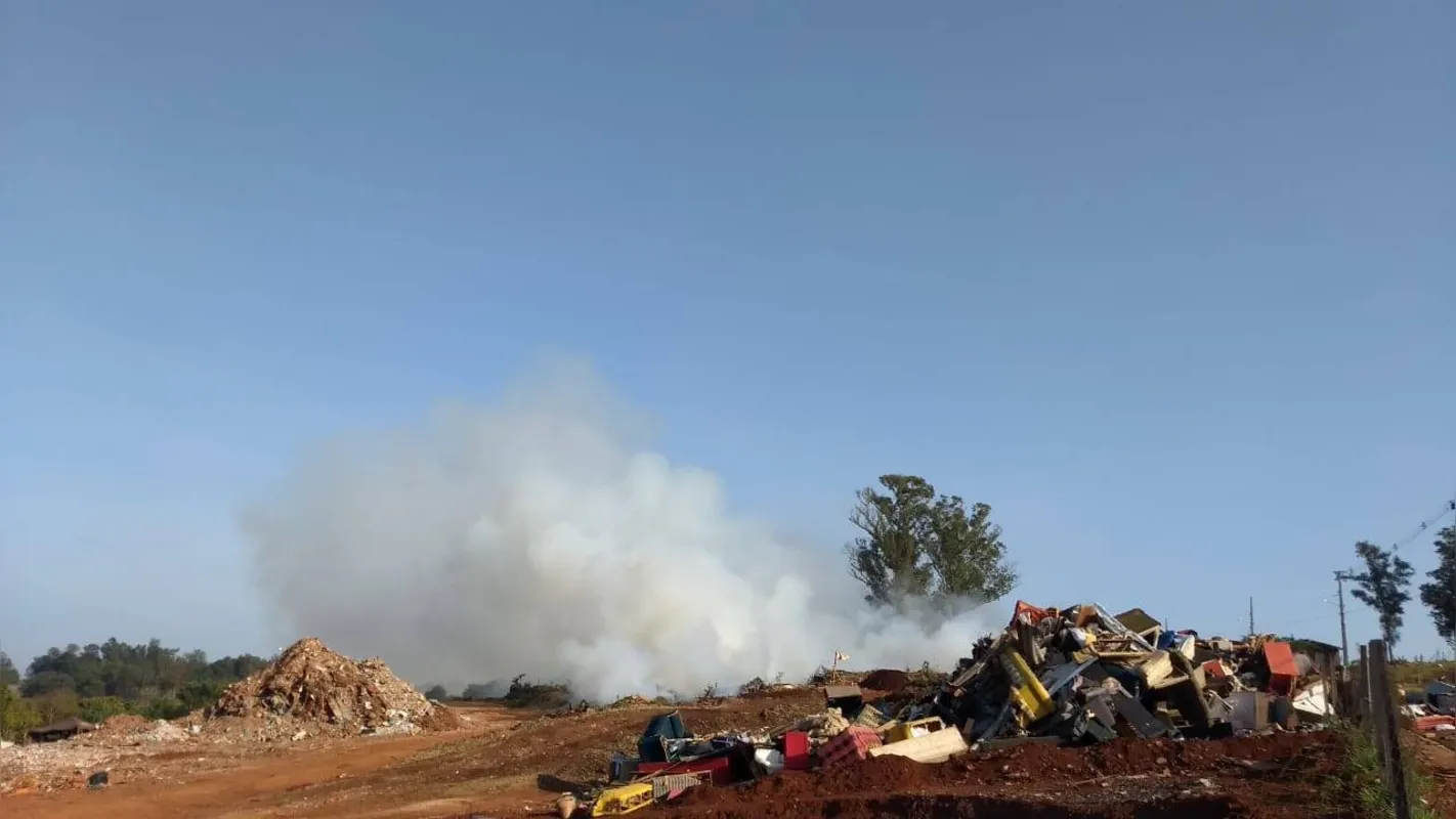Imagem ilustrativa da imagem Ponto de Entrega Voluntária do Bela Vista é incendiado neste sábado