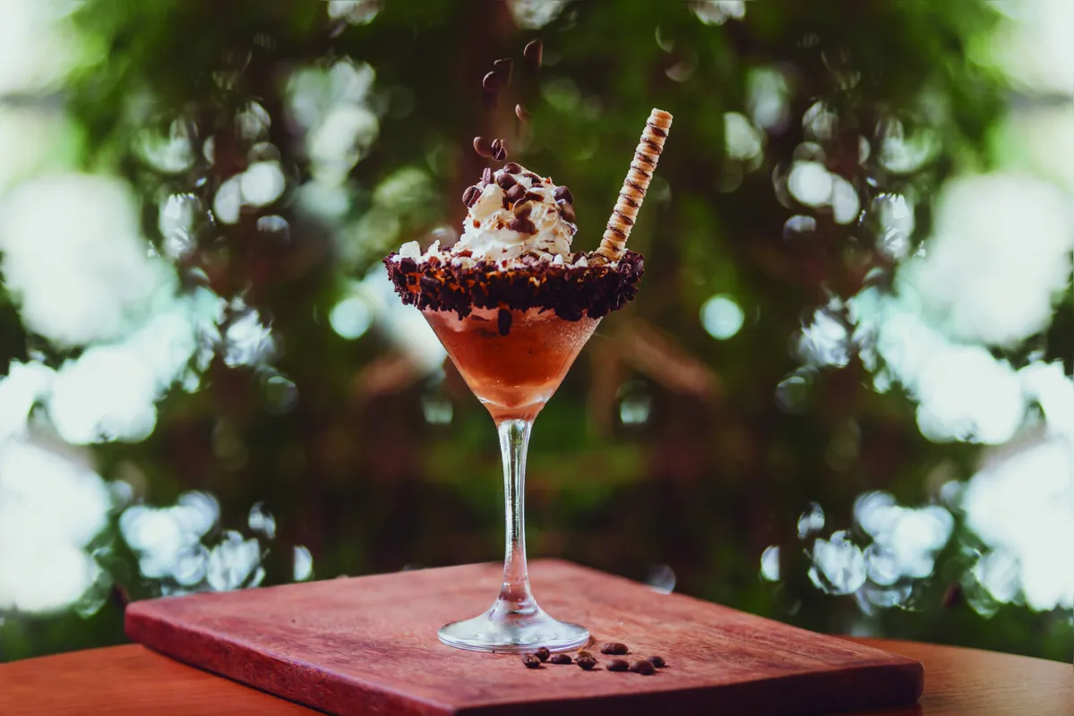 Affogato: taça combina sorvete de café com café e doce de leite