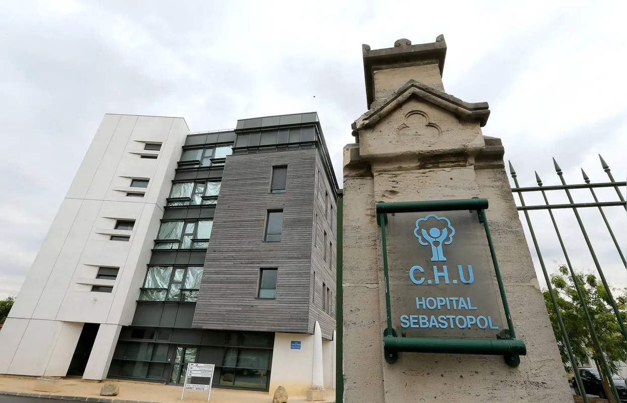 Vincent Lambert teve o tratamento suspenso e morreu nesta quinta no hospital Sebastopol, em Reims