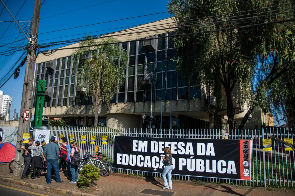 Imagem ilustrativa da imagem Sindicato e governo fecham acordo para reposição de aulas 'perdidas'