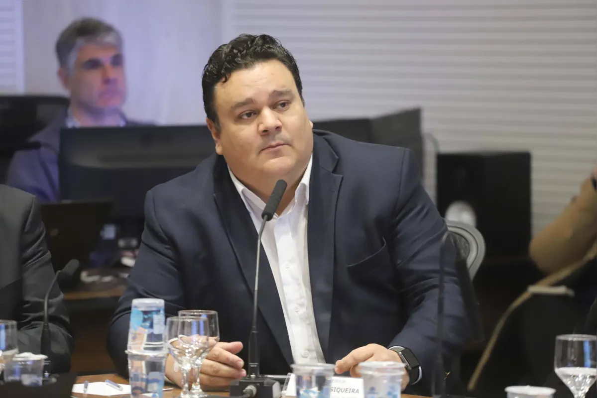 O controlador-geral do Estado, Raul Siqueira, confirma mobilização em torno da instalação 
do TRF: “Estamos fazendo pesquisa de possíveis imóveis que poderiam ser cedidos” 
