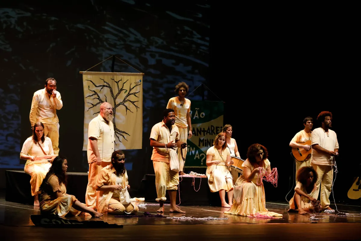 'Morte e Vida Severina', com o Grupo Vocal Entre Nós, é atração nesta segunda-feira (15), no Teatro Ouro Verde