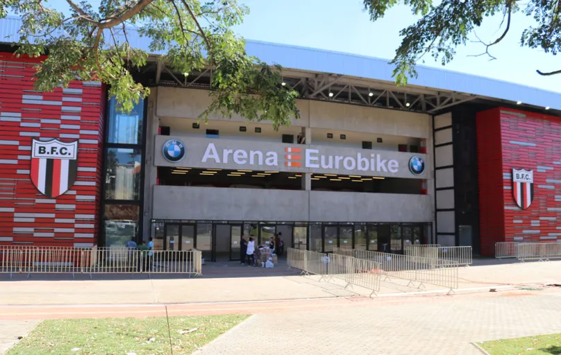 Arena Eurobike é um espaço dentro do estádio Santa Cruz que pretende ser uma casa de shows e eventos internacionais e conta com restaurantes e camarotes