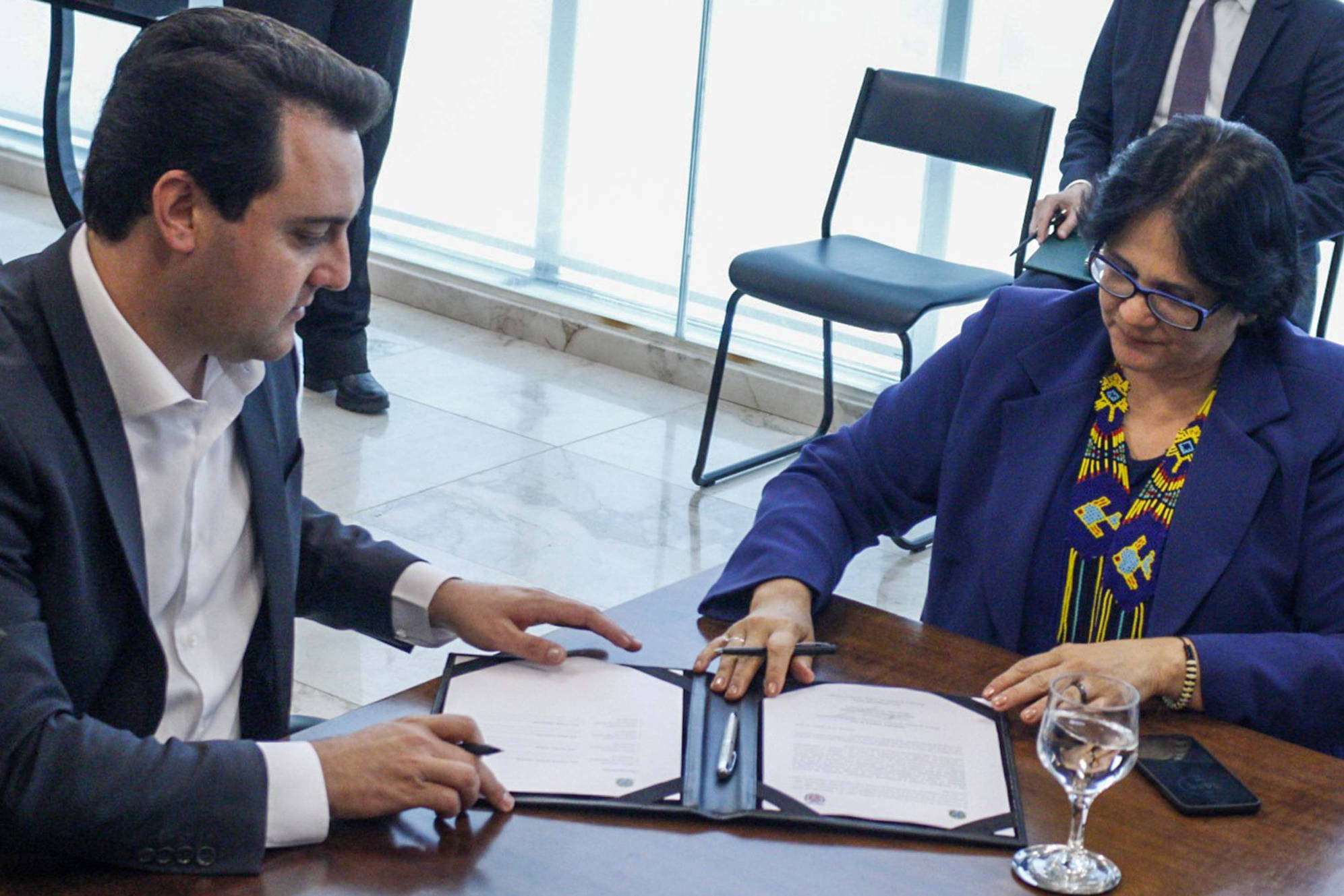 "Vocês vão ver o que é lidar com direitos humanos em Curitiba", diz Damares