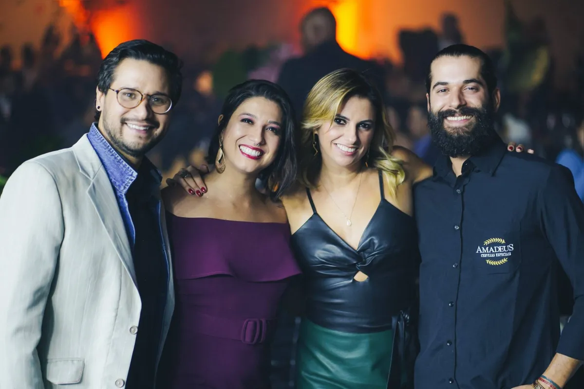 Vinicius Zanin, Mariana Barbino, Marina Marini  e Guilherme Paiva