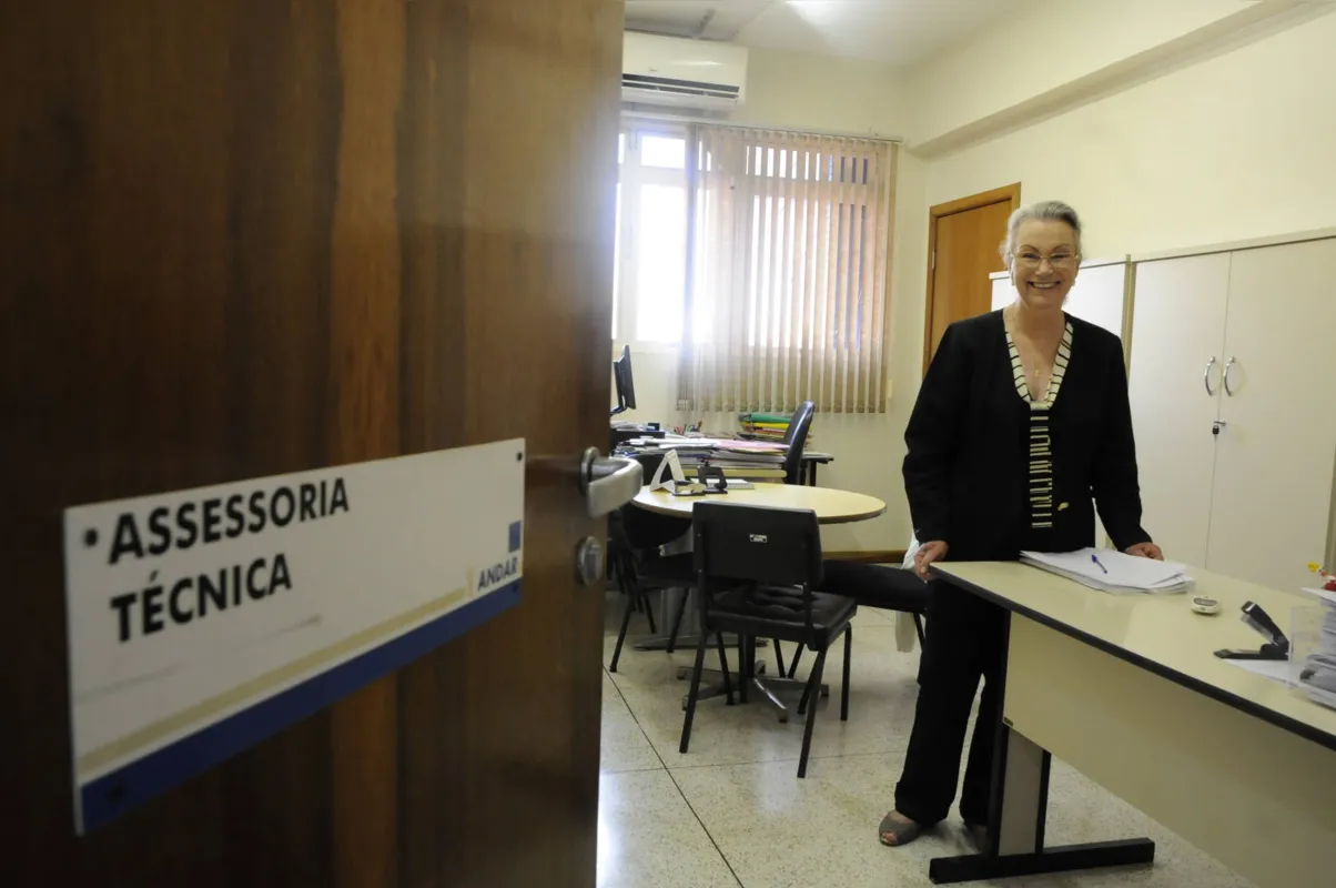 “Tenho muito amor por esse hospital. Nós sempre trabalhamos muito aqui”, conta Ana Rocker, a “dona Ana do HU”