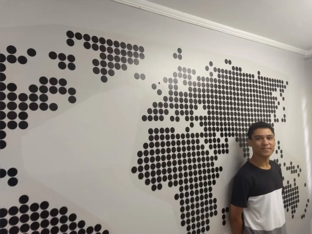  “Eu nunca me imaginava saindo do Brasil e acabei conhecendo. vários países", afirma Gustavo Palote 